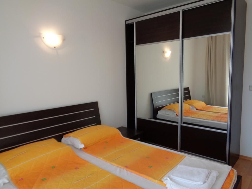 Apartment I4 In Sunset Beach 2 Resort Pantai Sunny Ruang foto